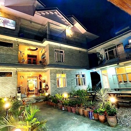 Hostel Moustache Bir Exterior foto
