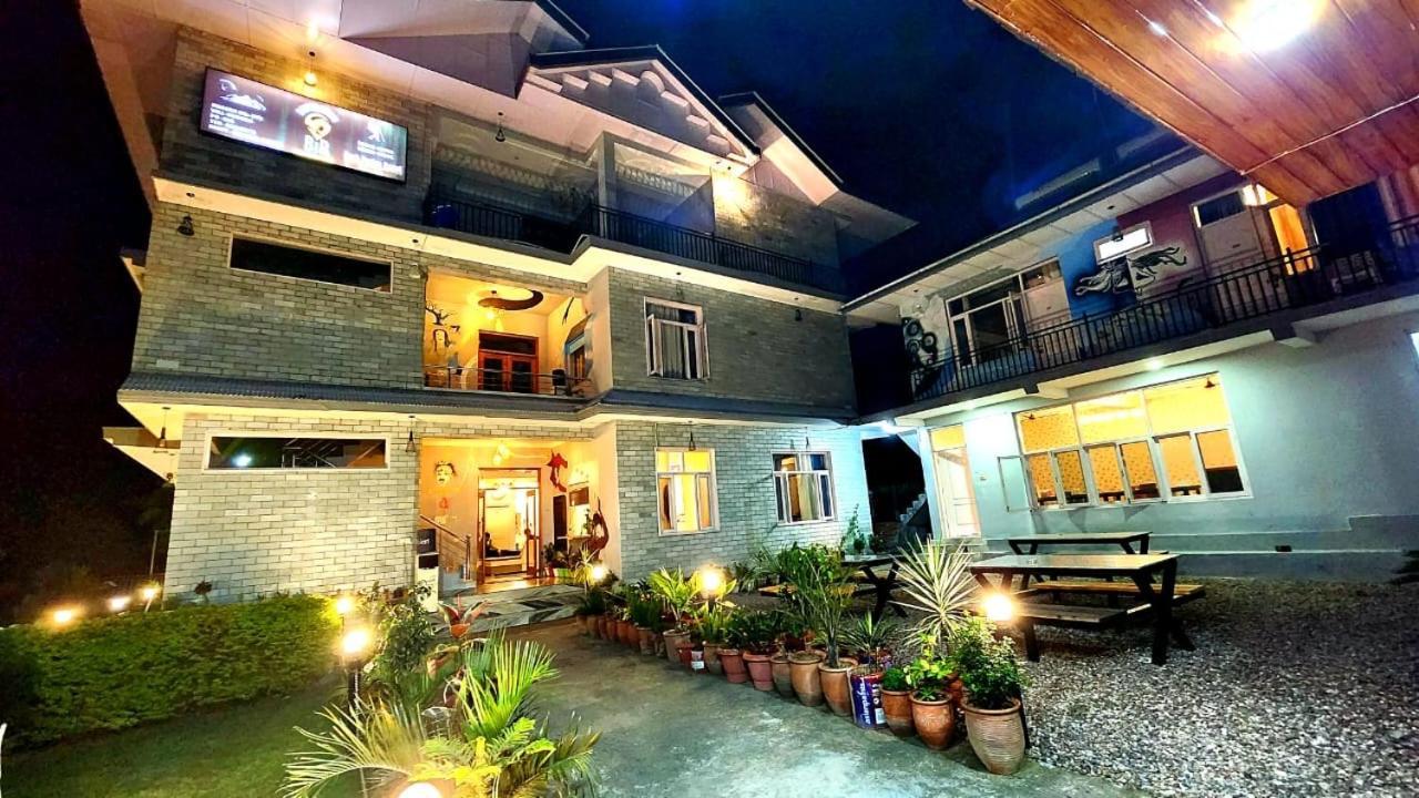 Hostel Moustache Bir Exterior foto
